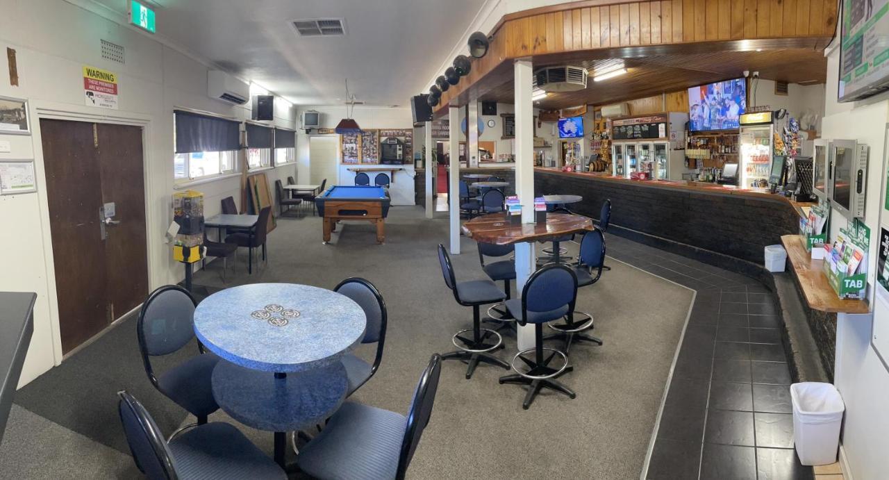 Paringa Hotel Motel Ренмарк Екстериор снимка